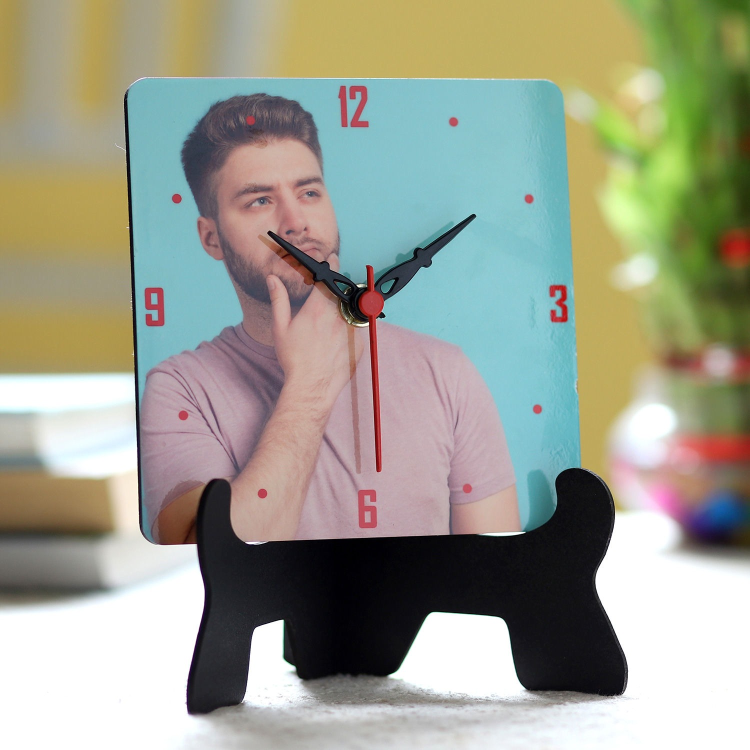 table clock for him